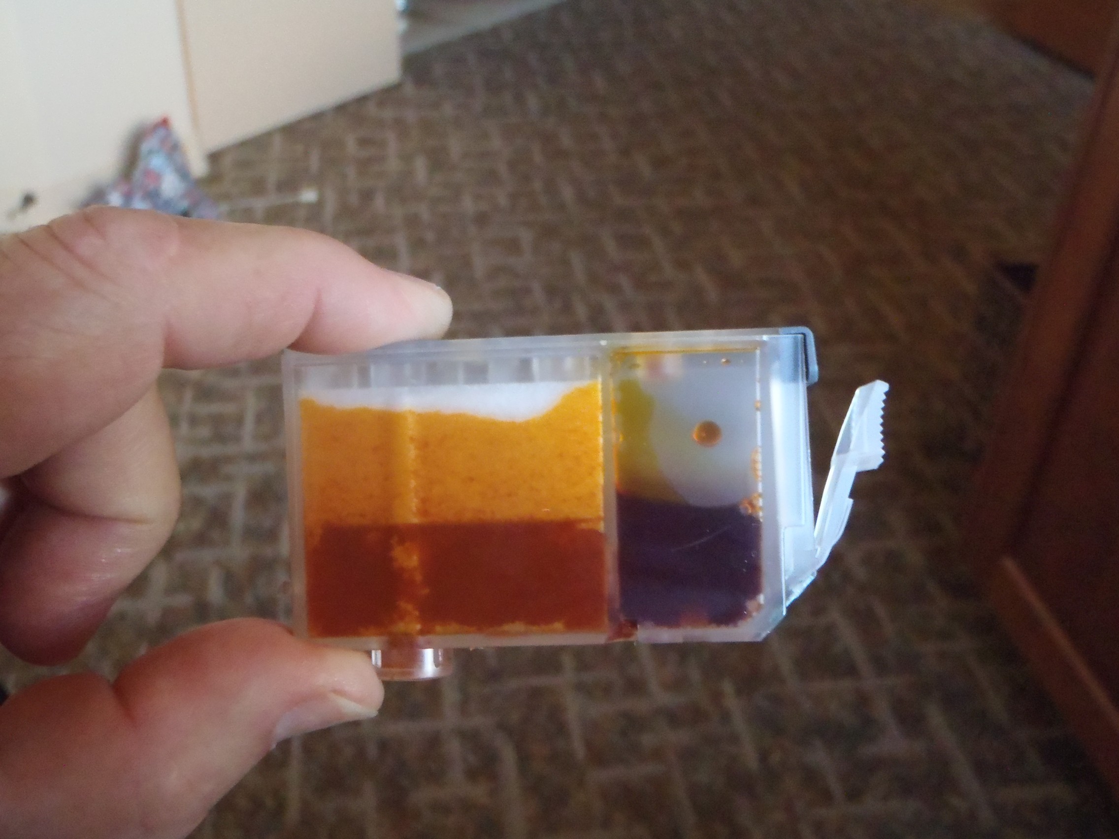 Yellow ink level - small .jpg