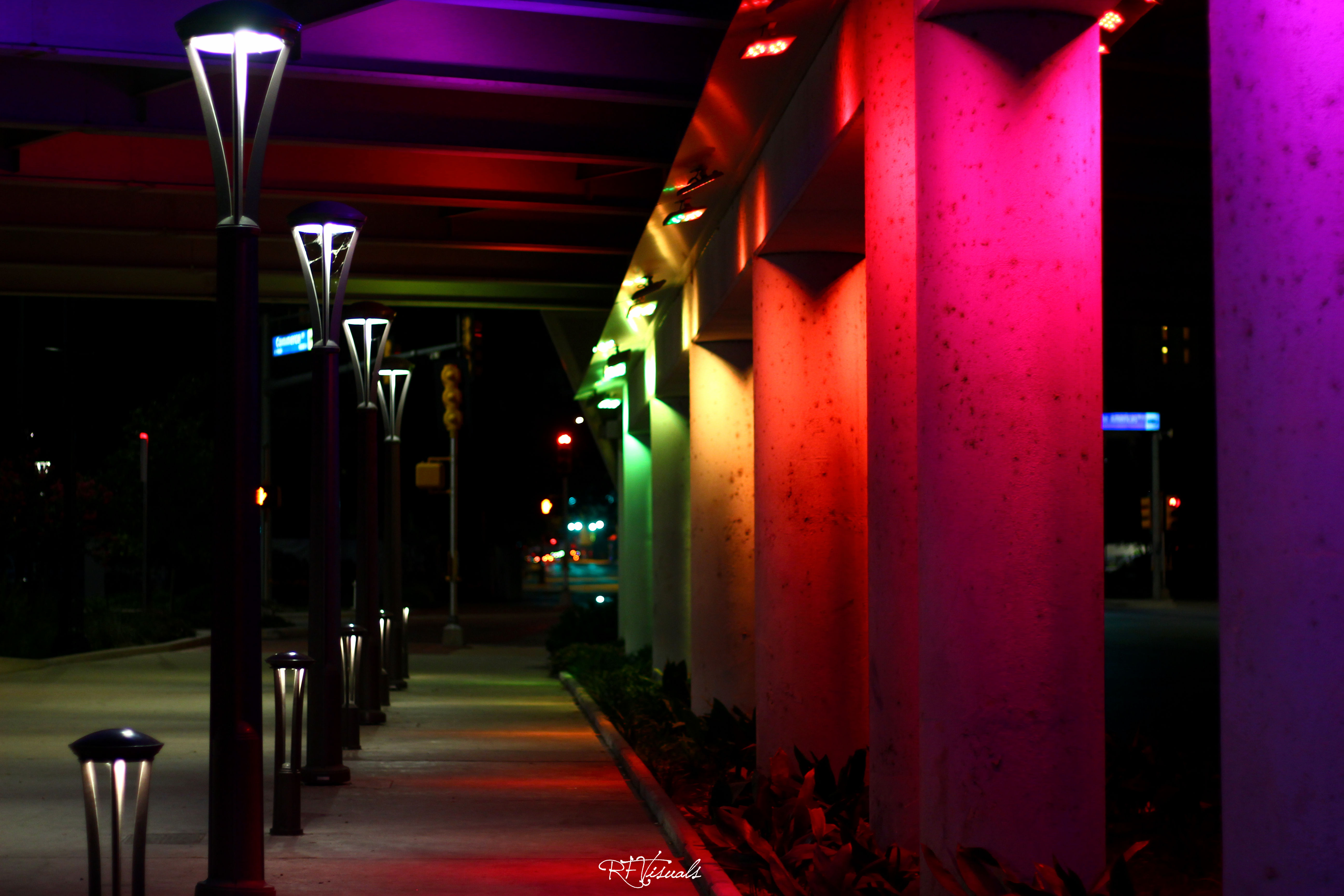 Austin - Multi Color Underpass