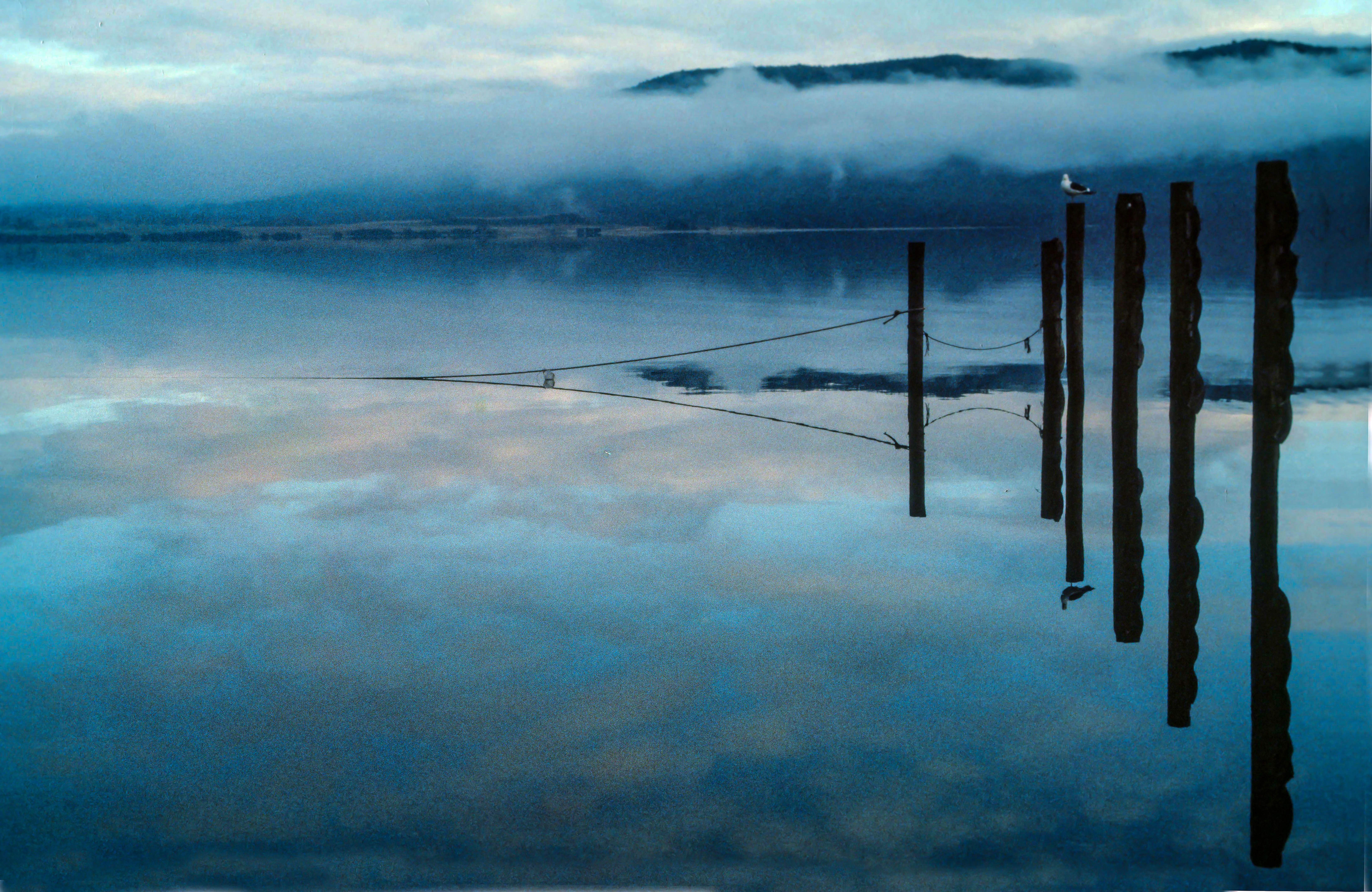 NZ Fiordland Te Anau Lake Reflections 02a.jpg