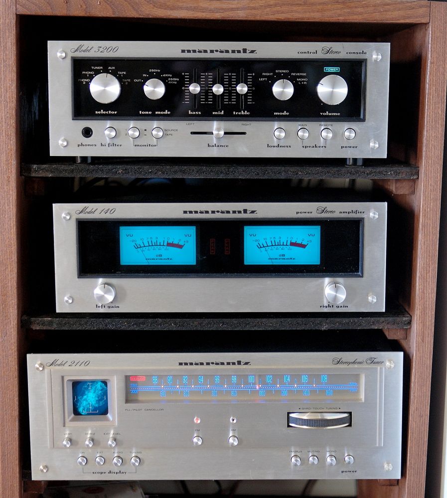 Marantz.JPG