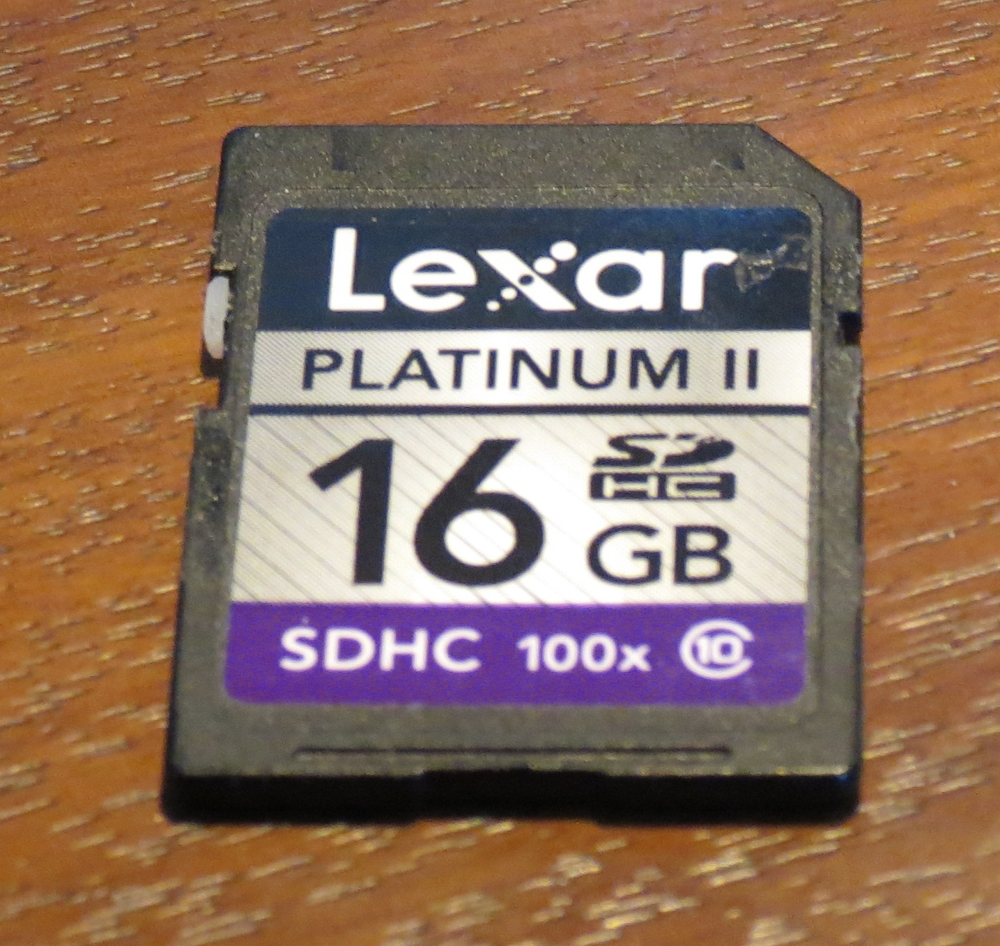 Powershot ELPH SD Card.jpg