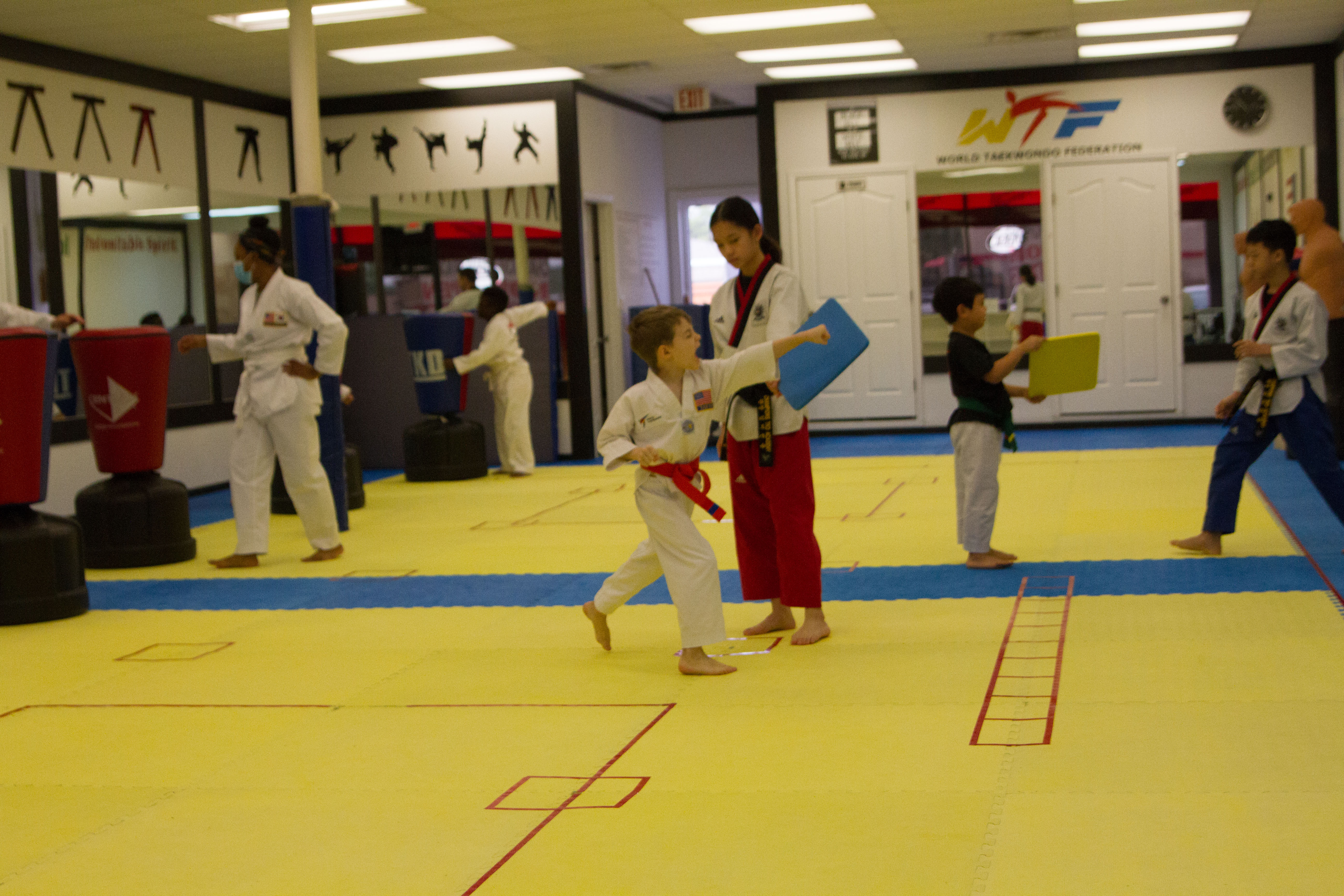 Re: Jiu-Jitsu practice (5 imgs): Canon EOS 7D / 10D - 90D Talk Forum:  Digital Photography Review