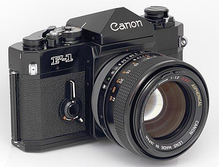 450px-Canon_F-1_(13746363604).jpg