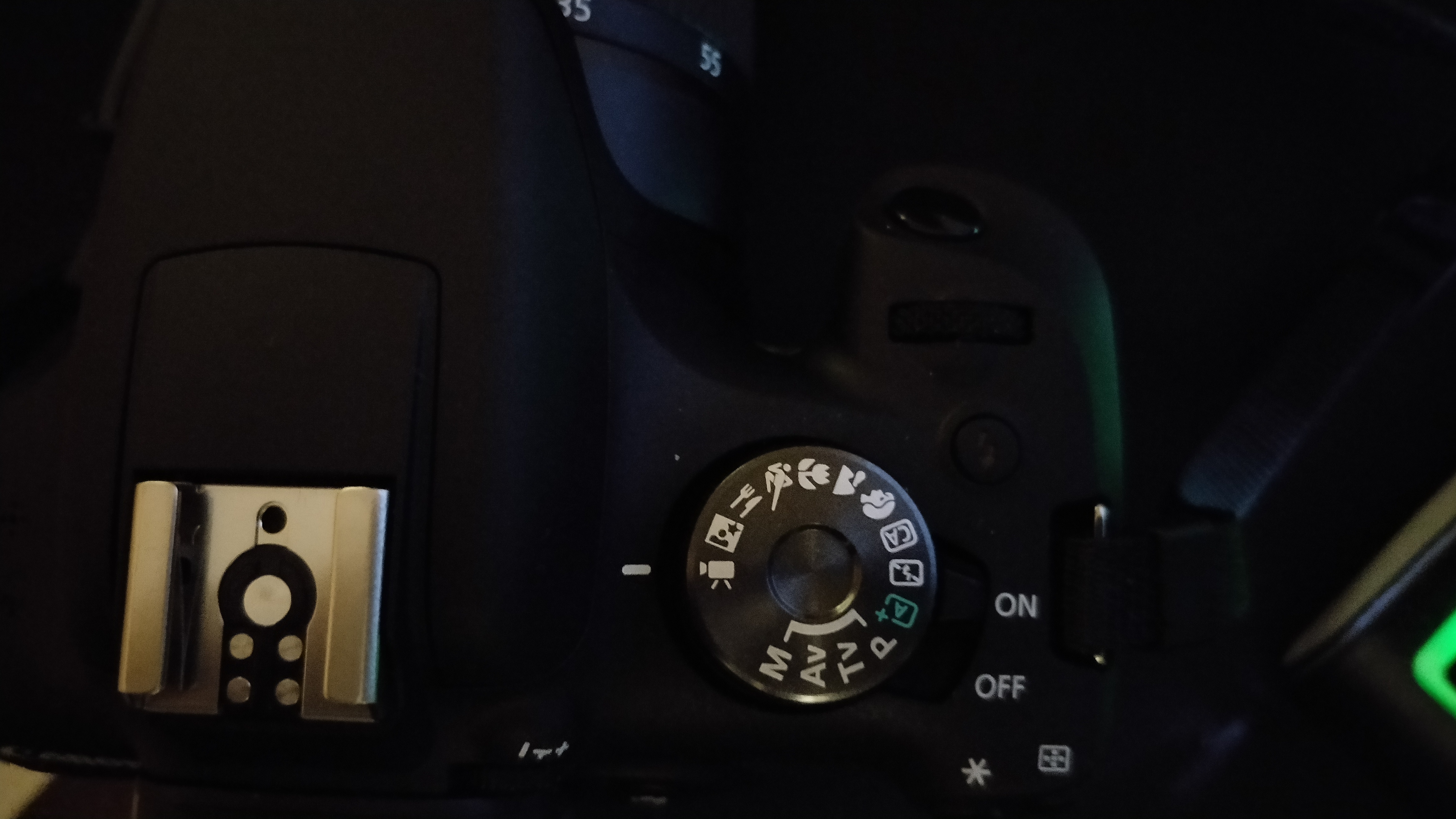 Canon announces EOS 2000D DSLR and M50 mirrorless cameras -   news