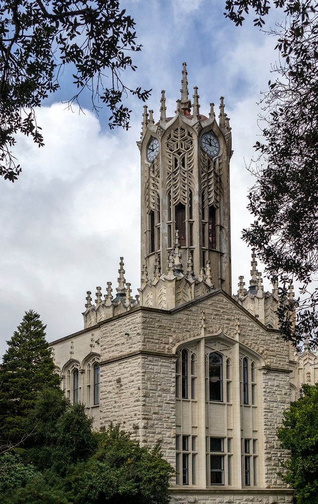 M5, EF-M 18-150@28mm, f/7.1, 1/1600sec, ISO-250