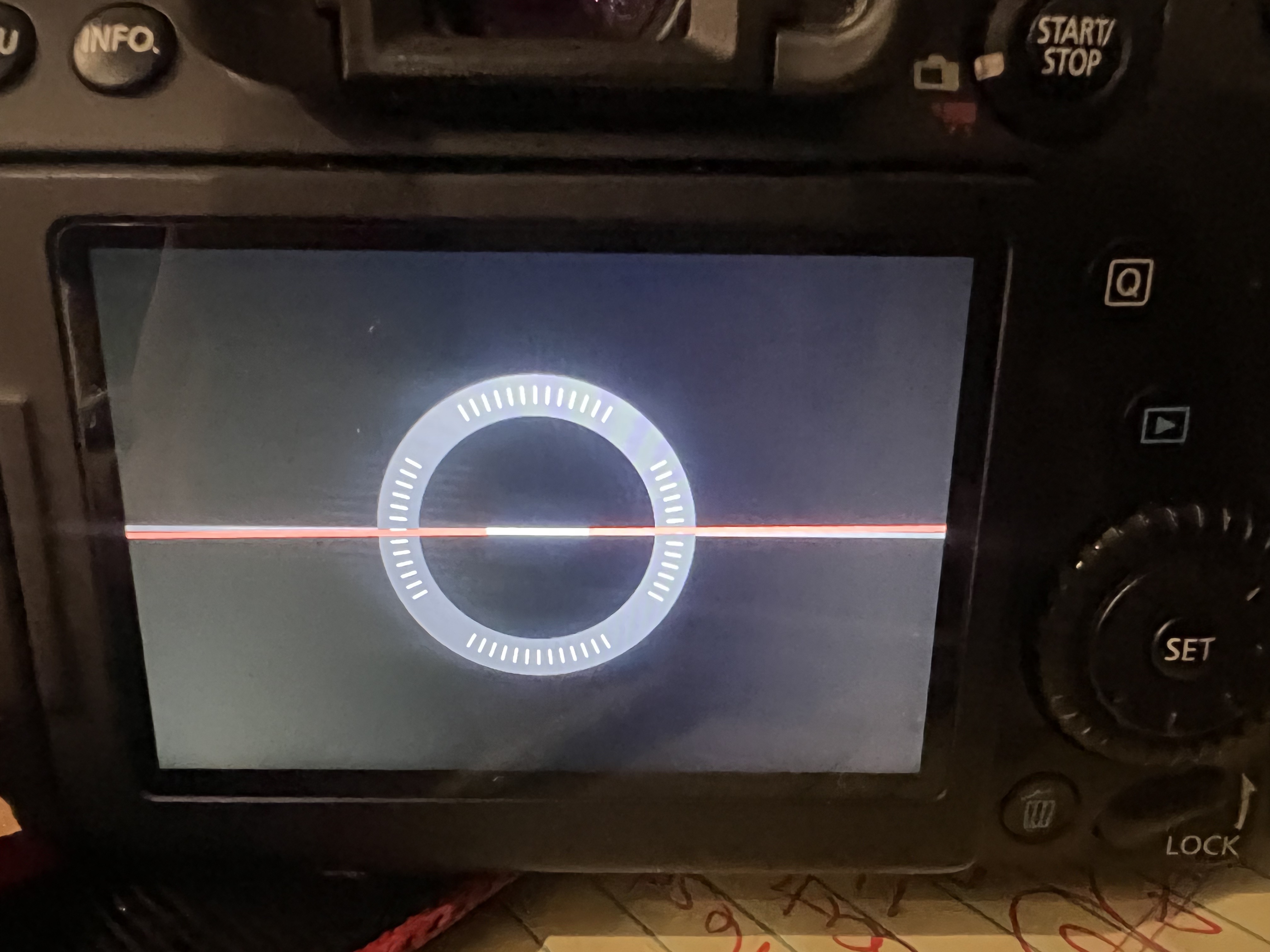 Canon EOS 80D + Défectueux (270156