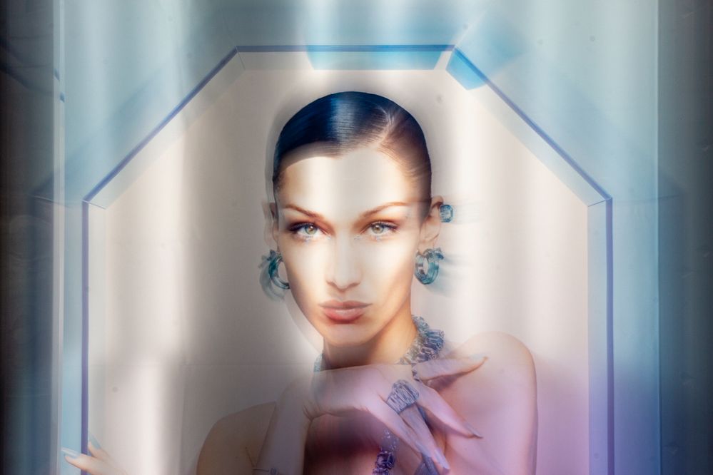 Bella Hadid: 59mm, f/22, 1/10 sec, ISO-200