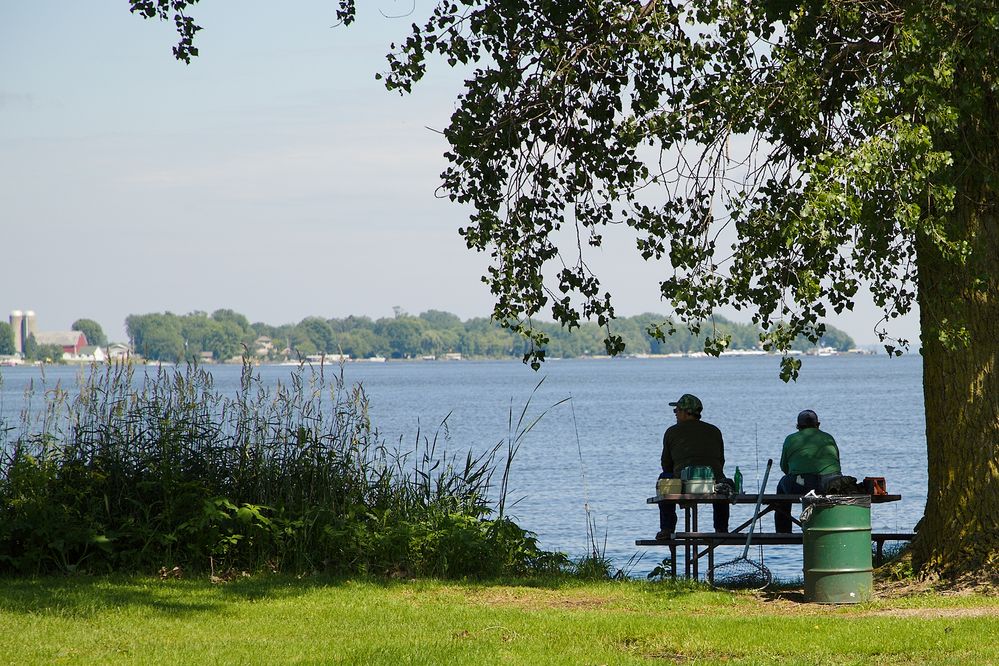 Fishing buddies at Pony Creek Park on Lake Poygan in Waushara County WIS - X7 2048.jpg