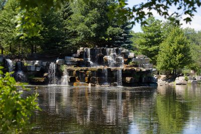 Waterfall in duck pond at Bay Beach Wildlife Sanctuary in Green Bay WIS - X7 2048.jpg