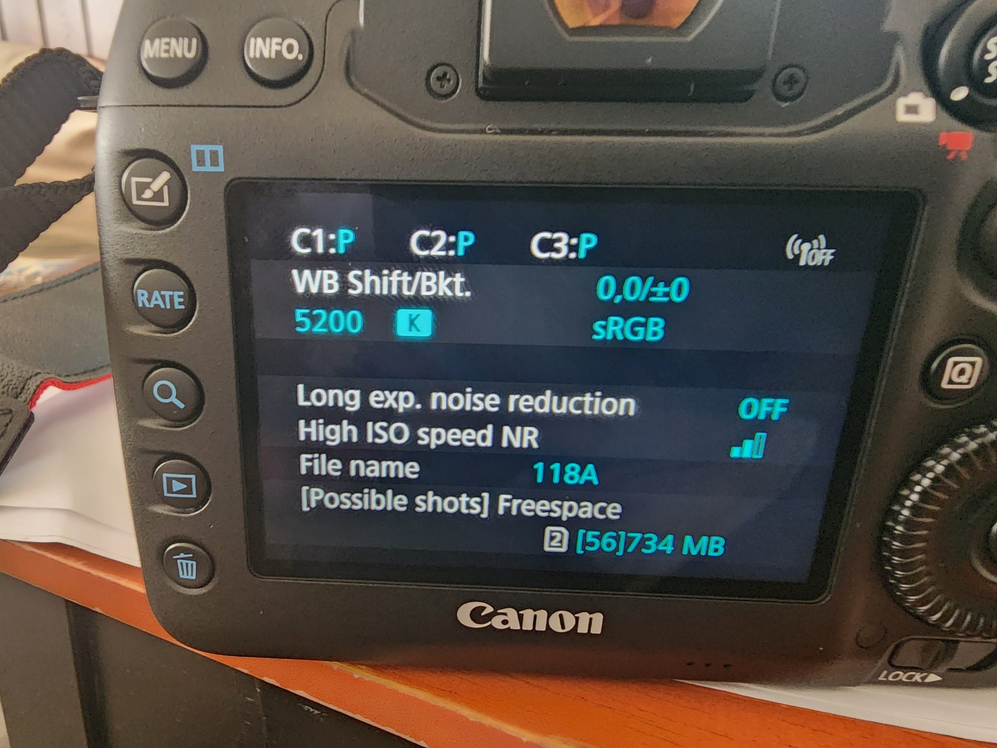 EOS 5D Mark IV Trouble displaying AF point selecti - Canon