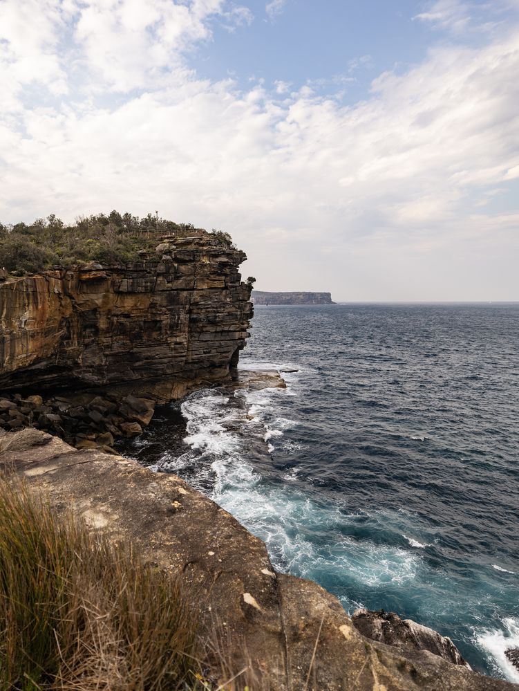 Sydney's "The Gap"  R6MkII  RF15-35@17.0mm  F2.8  SS 1/1250