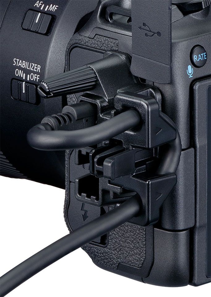 EOS R5_Cableprotector.jpg