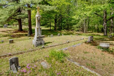 Knowlton Cemetery - Near East End looking northwest HDR - May 18 2024 - X7 2048.jpg