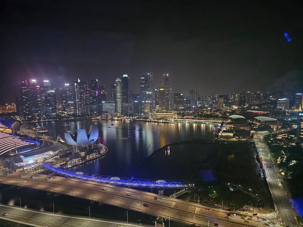 night view from the Singapore flyer