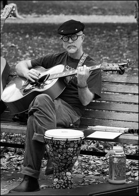 Savannah Street Performer.jpg