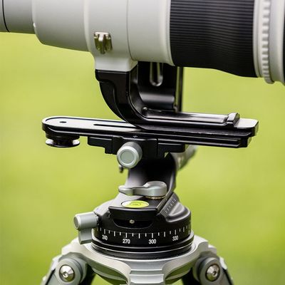 LEOFOTO Arca-Swiss add-on plate for the RF200-800m - Canon
