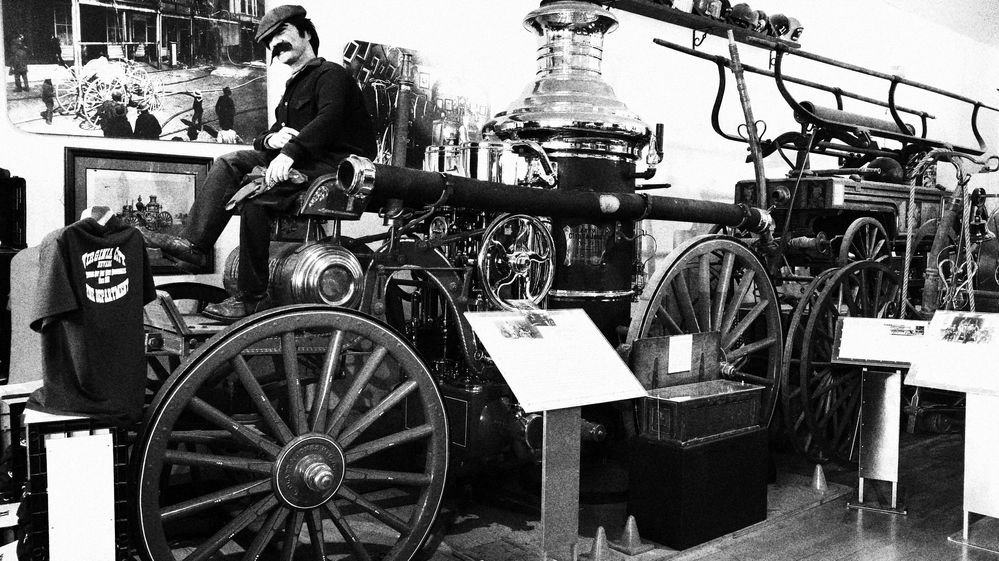 Histroical Steam powered fire engine Virginia City.JPG