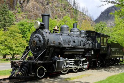 SteamEngineSmall.JPG