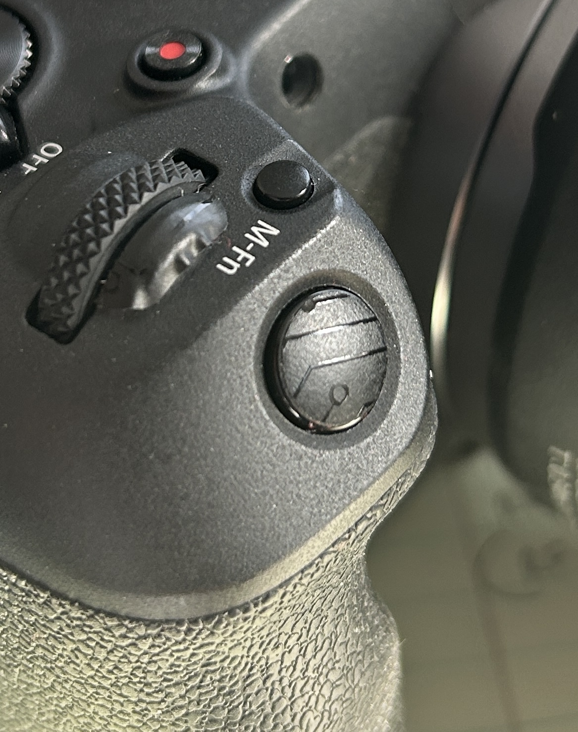 R8 Shutter Button Surface Texture. - Canon Community