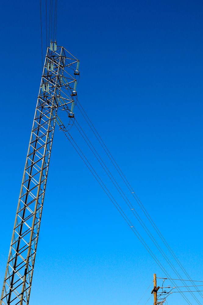 Wires.JPG