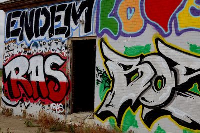 ENDEM.JPG