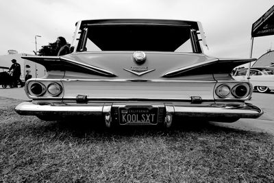 Parkwood2BW.JPG