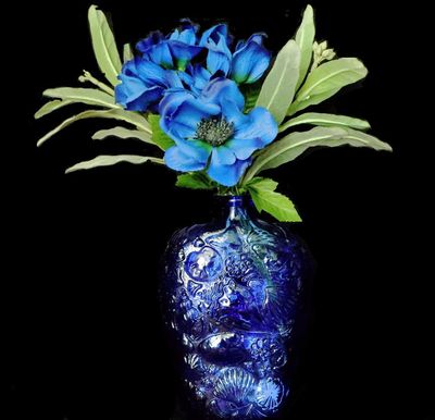 vase on black.jpg