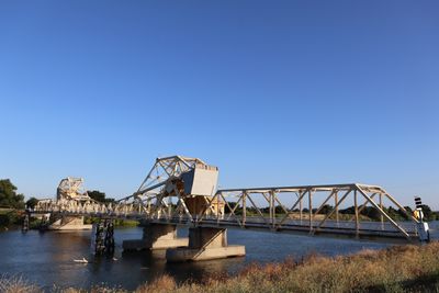 Draw Bride over Sacramento River.JPG