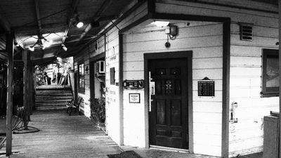 Front Enterance to Locke Garden.JPG