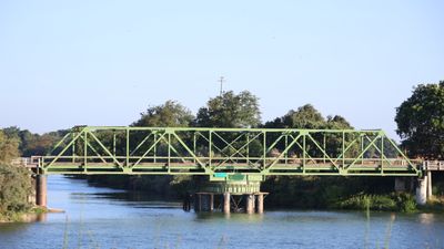 Turn Style bridge.JPG