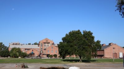 Old Sugar Mill Clarksburg.JPG