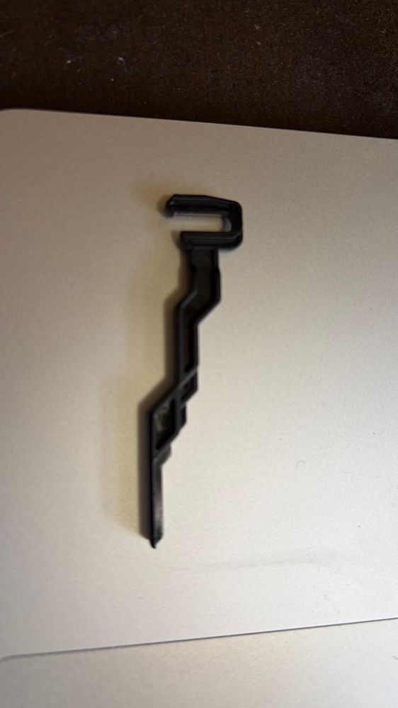 part found in lower paper tray